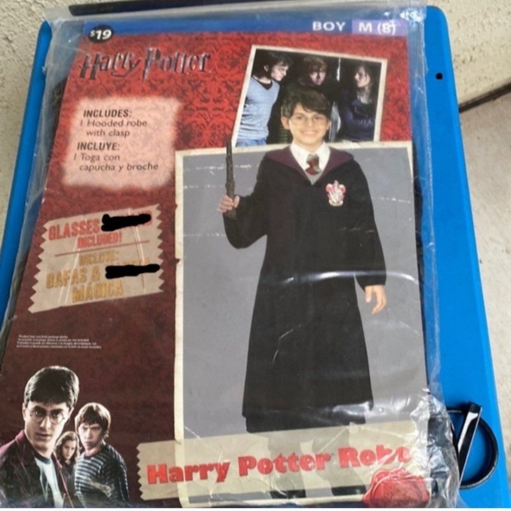Harry Potter costume ( M -8) with scarf , tie and glasses
